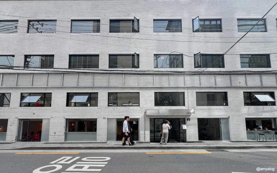 앤더슨씨 성수 빈티지 가구 공간
