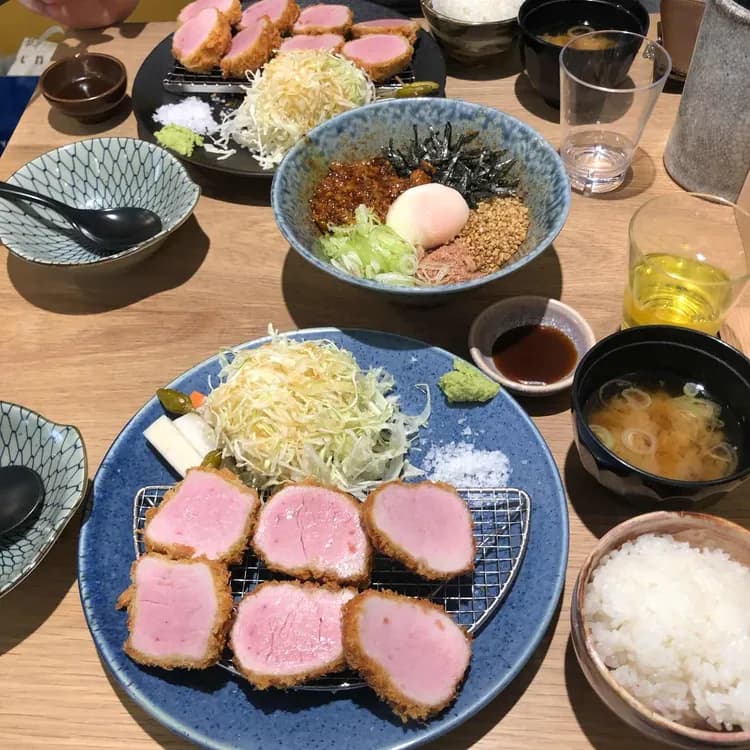 일월카츠 안국점 사진