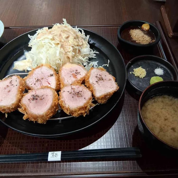 정돈 대학로본점 사진