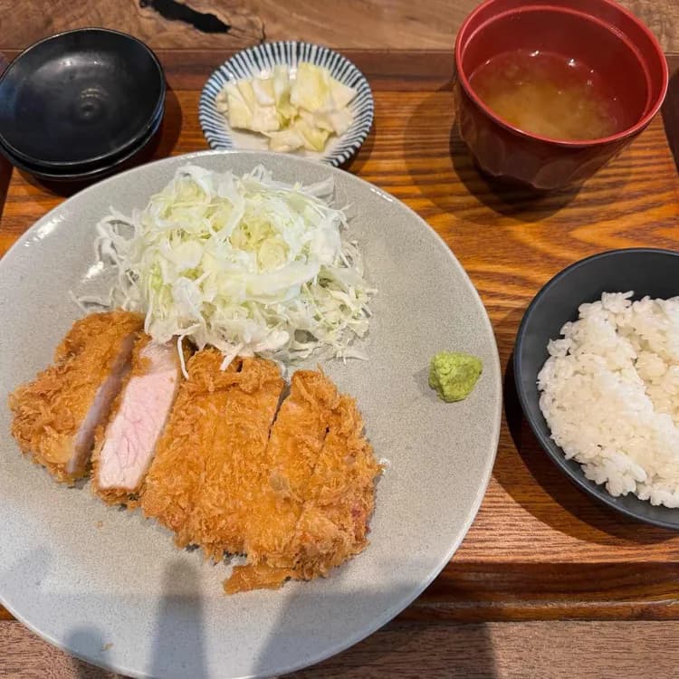 카츠 바이 콘반 압구정 사진